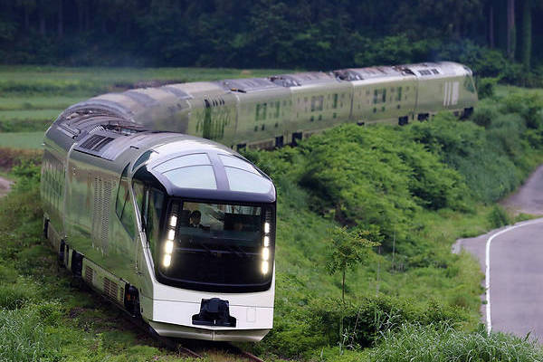 Kawasaki E001 series