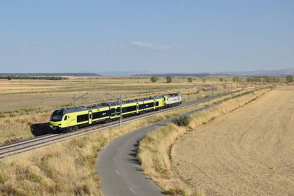 Stadler ADIF Flirt