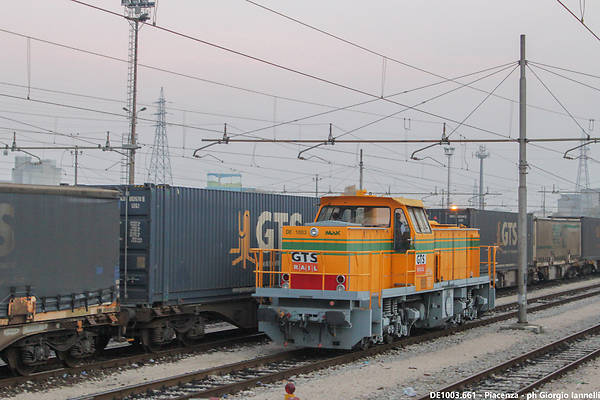 MaK DE 1003