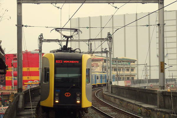 Kinki Sharyo MLRT 1200
