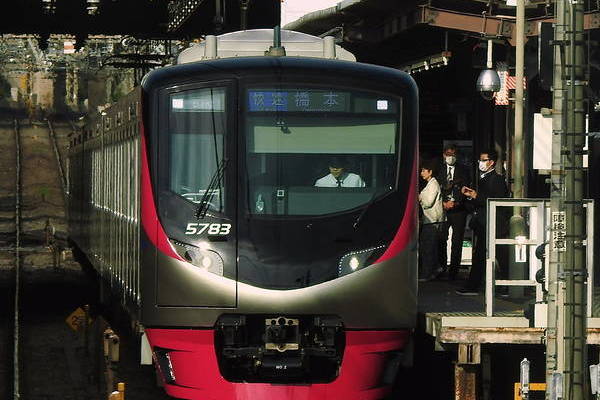 J-TREC Keio 5000 series