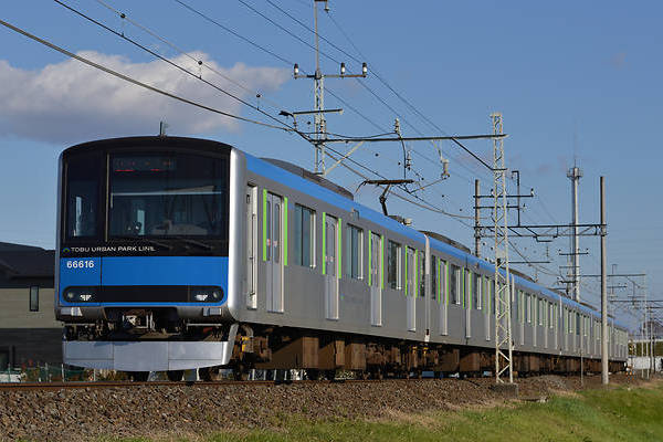 Hitachi Tobu 60000