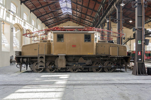 OM E551