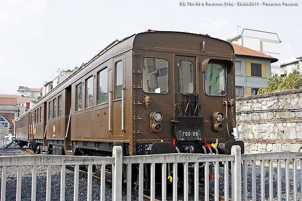 OM EB 700