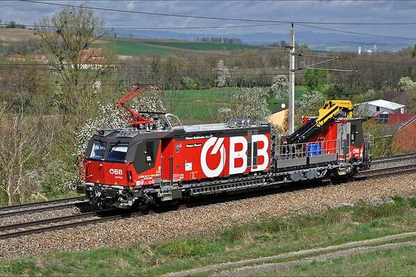 Plasser & Theurer X730 / 15.4 E3