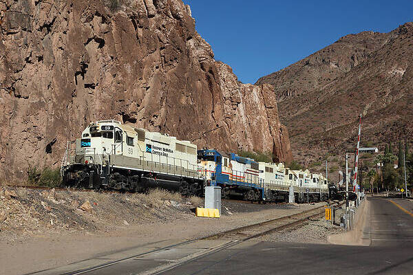 GMD GP38-2