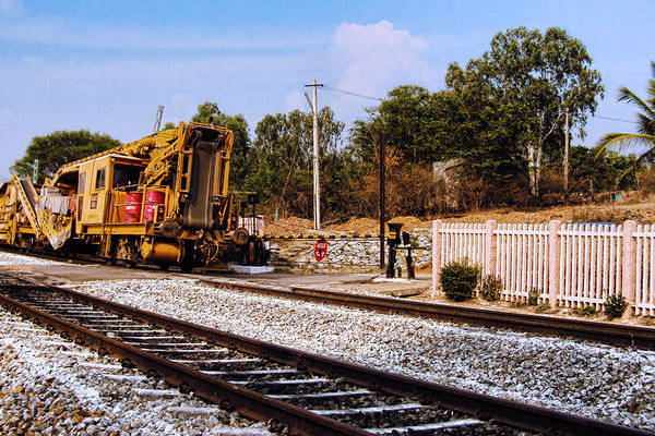 Plasser & Theurer FRM 85F