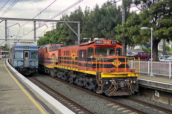 AE Goodwin 900 class