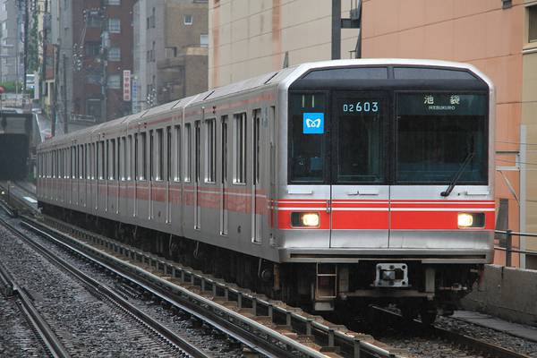 Tokyu Car Tokyo Metro 02