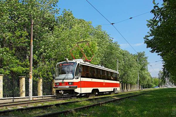 Uraltransmash 71-405
