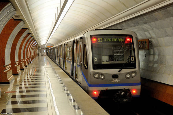 Metrovagonmash 81-740.4