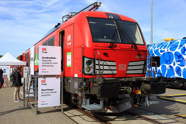 Siemens Vectron Dual Mode Light