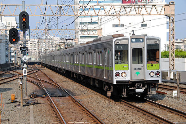 Hitachi Toei 10-000