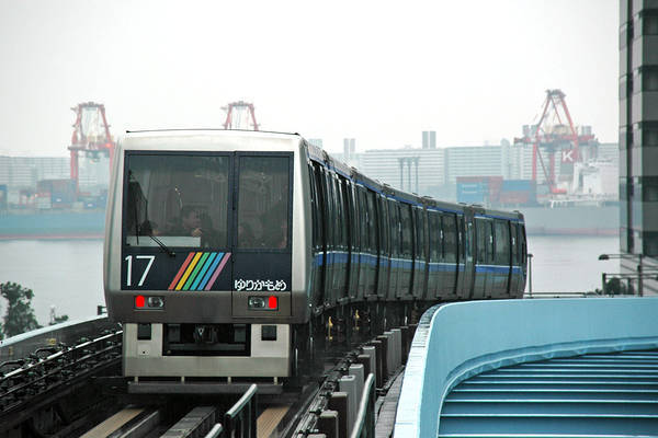 Tokyu Car Yurikamome 7000