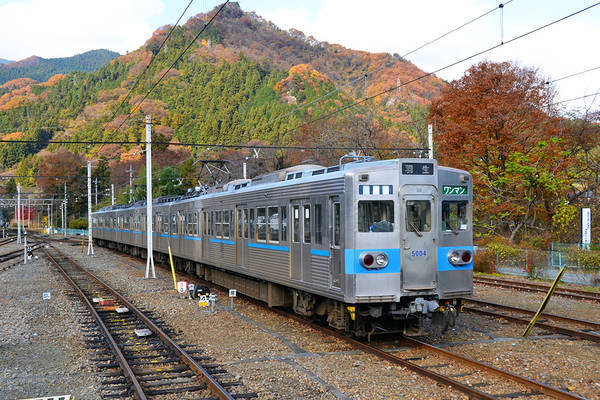 Hitachi Chichibu 5000