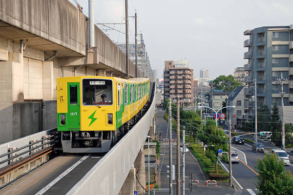 JR East New Shuttle 1010