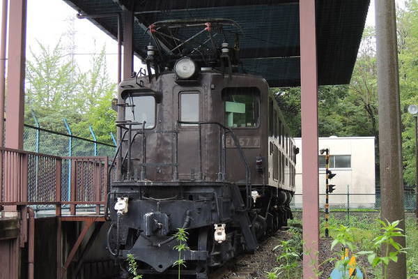 Hitachi JNR EF57