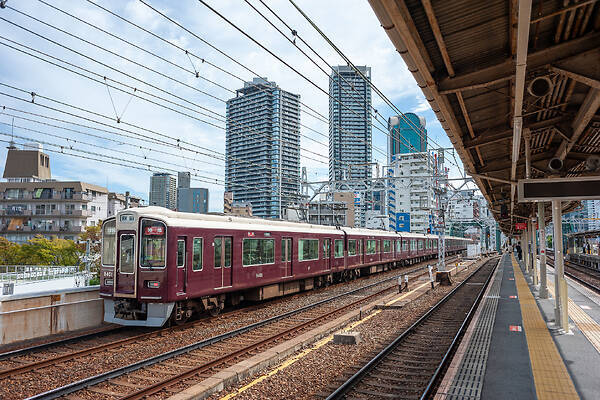 Hitachi Hankyu 9000