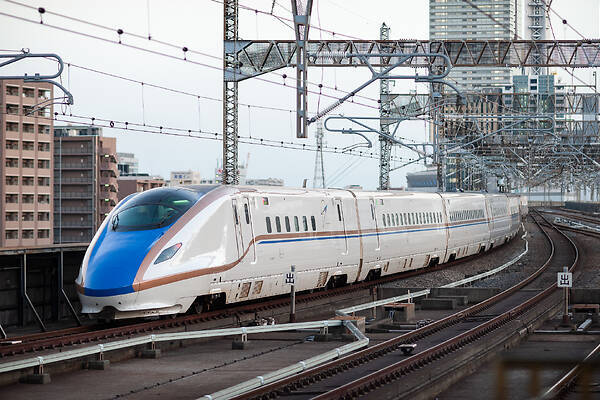 Hitachi E7