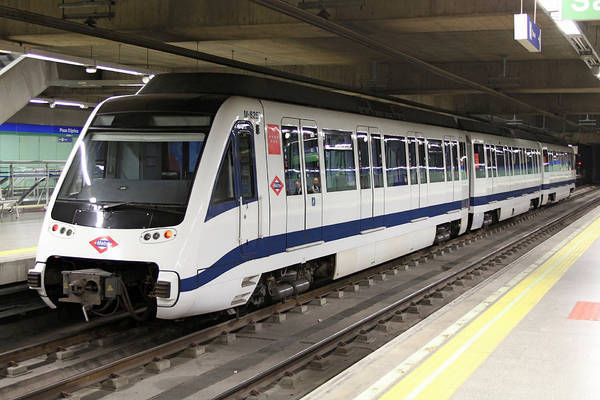 CAF Metro de Madrid 8000