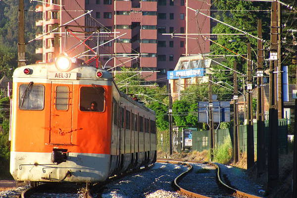 Hitachi AEL