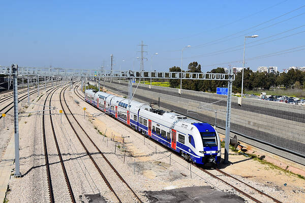 Siemens Desiro HC Israel 4 car