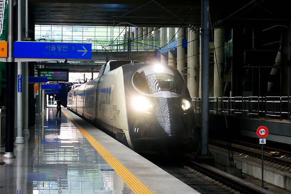 Hyundai Rotem HEMU-430X