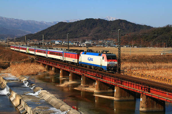 Hyundai Rotem Korail 8200