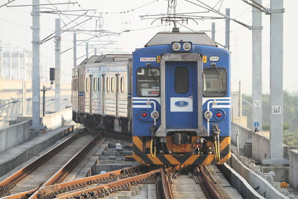 Hyundai Rotem TRA EMU600