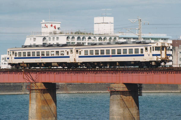 Tokyu Car KiHa 28