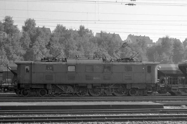 Maffei E 52