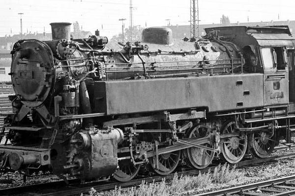 Henschel DB 82