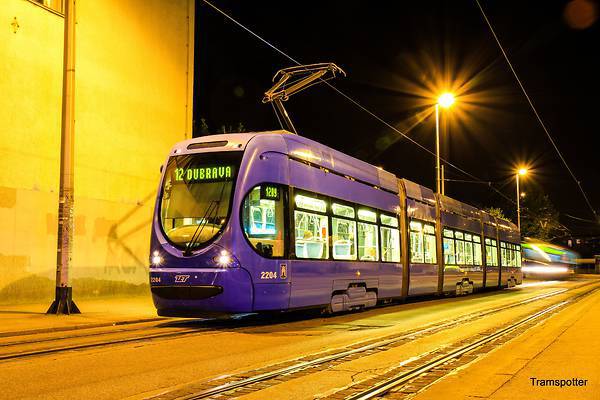 Crotram ZET TMK 2200