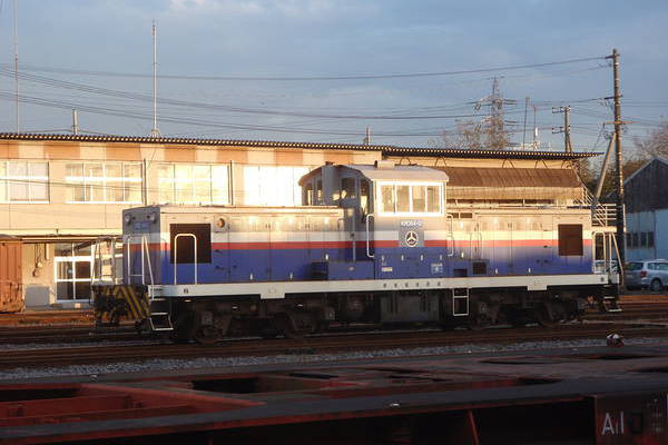 Nippon Sharyo KRD64