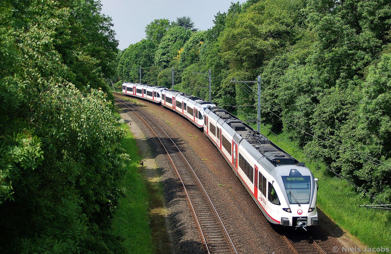 Stadler GTW 2/8 Velios – foto 7