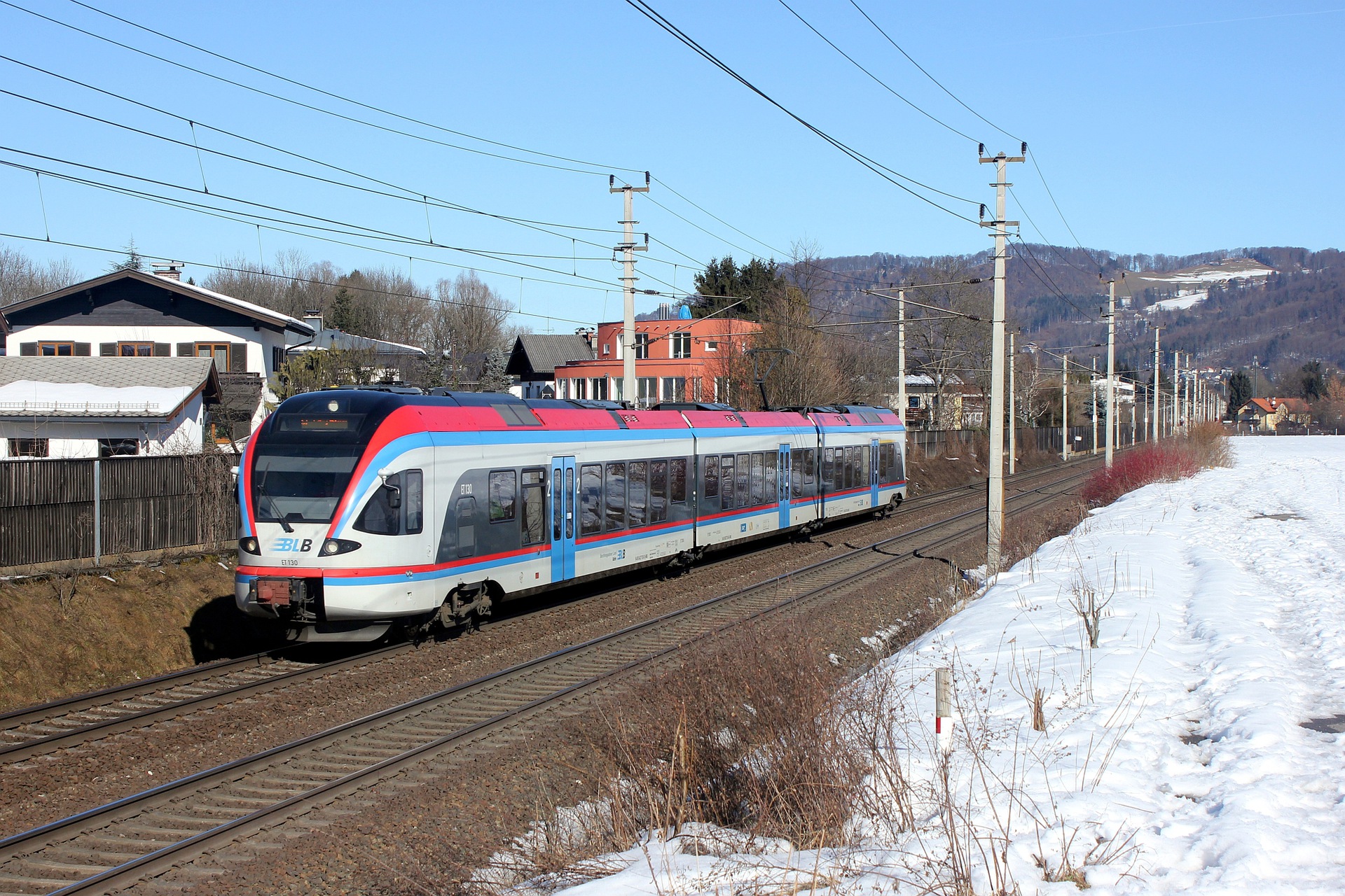 Stadler Flirt 3/8 15kV – photo 4