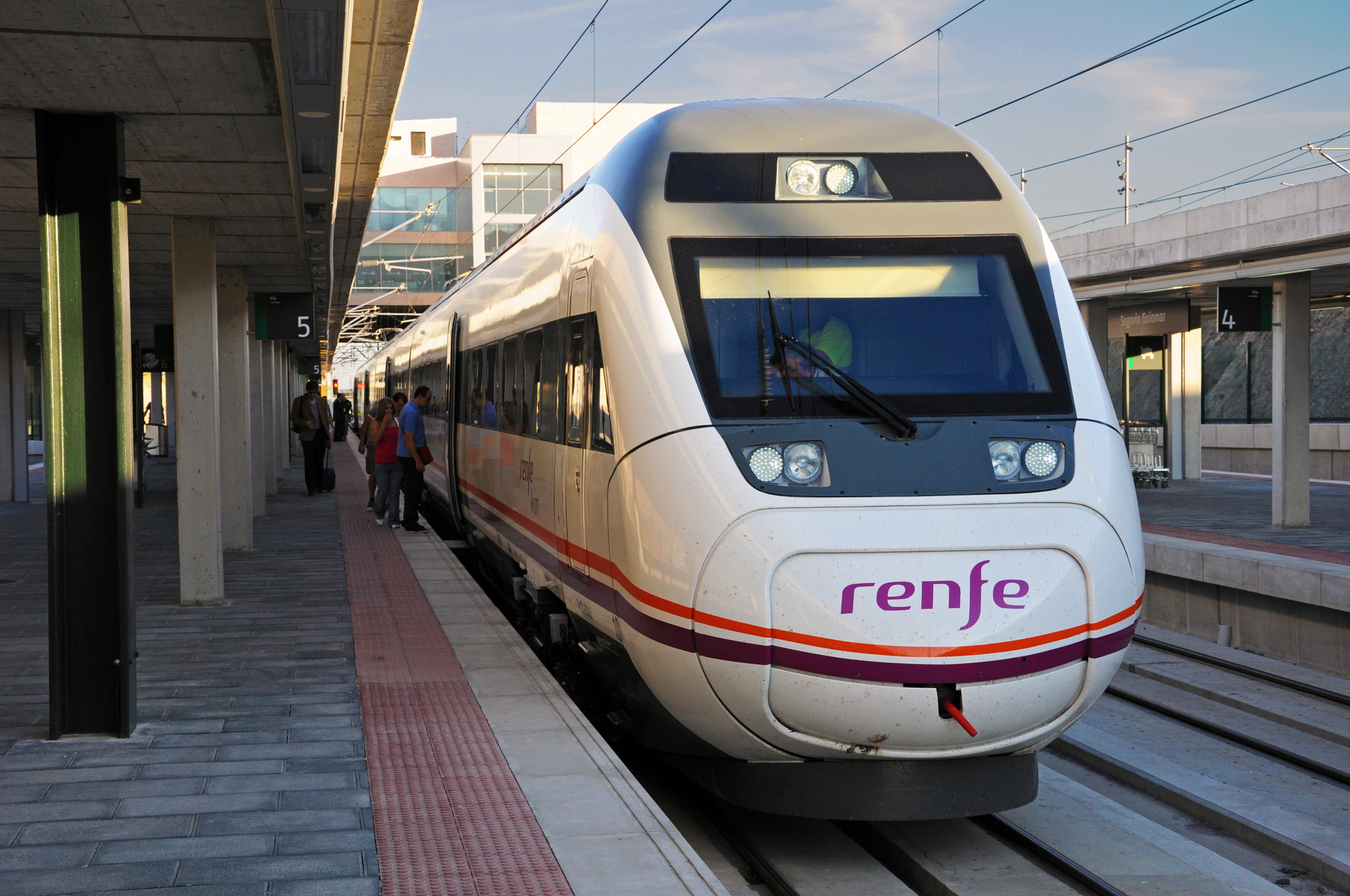 CAF RENFE 121 – photo 20