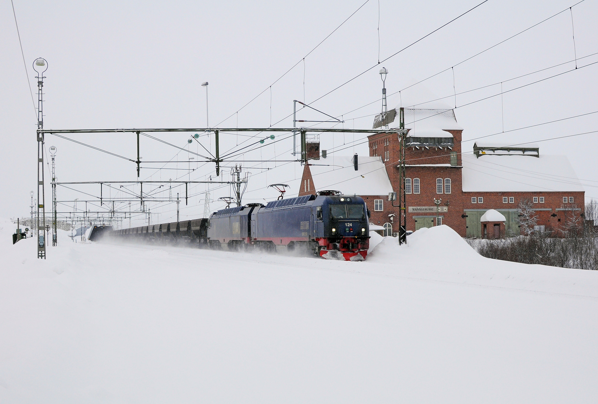Bombardier IORE H80AC – photo 24
