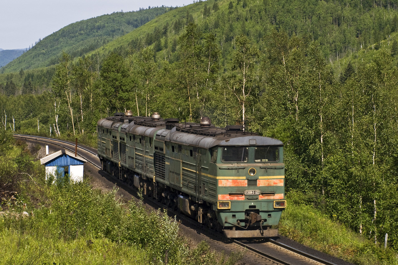 Luhanskteplovoz 3TE10M-K – foto 17