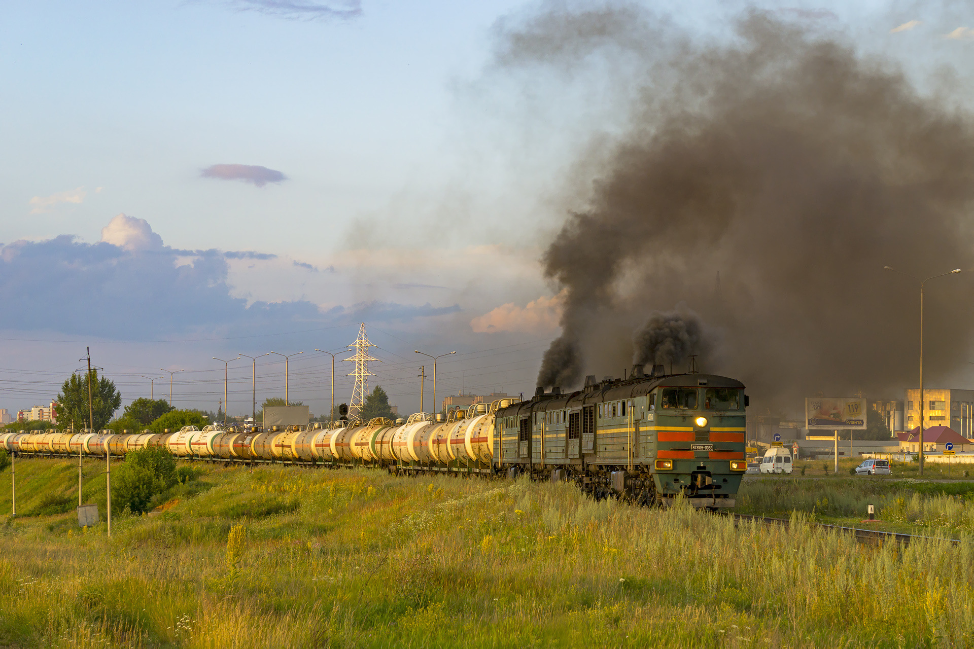 Luhanskteplovoz 3TE10U – photo 19