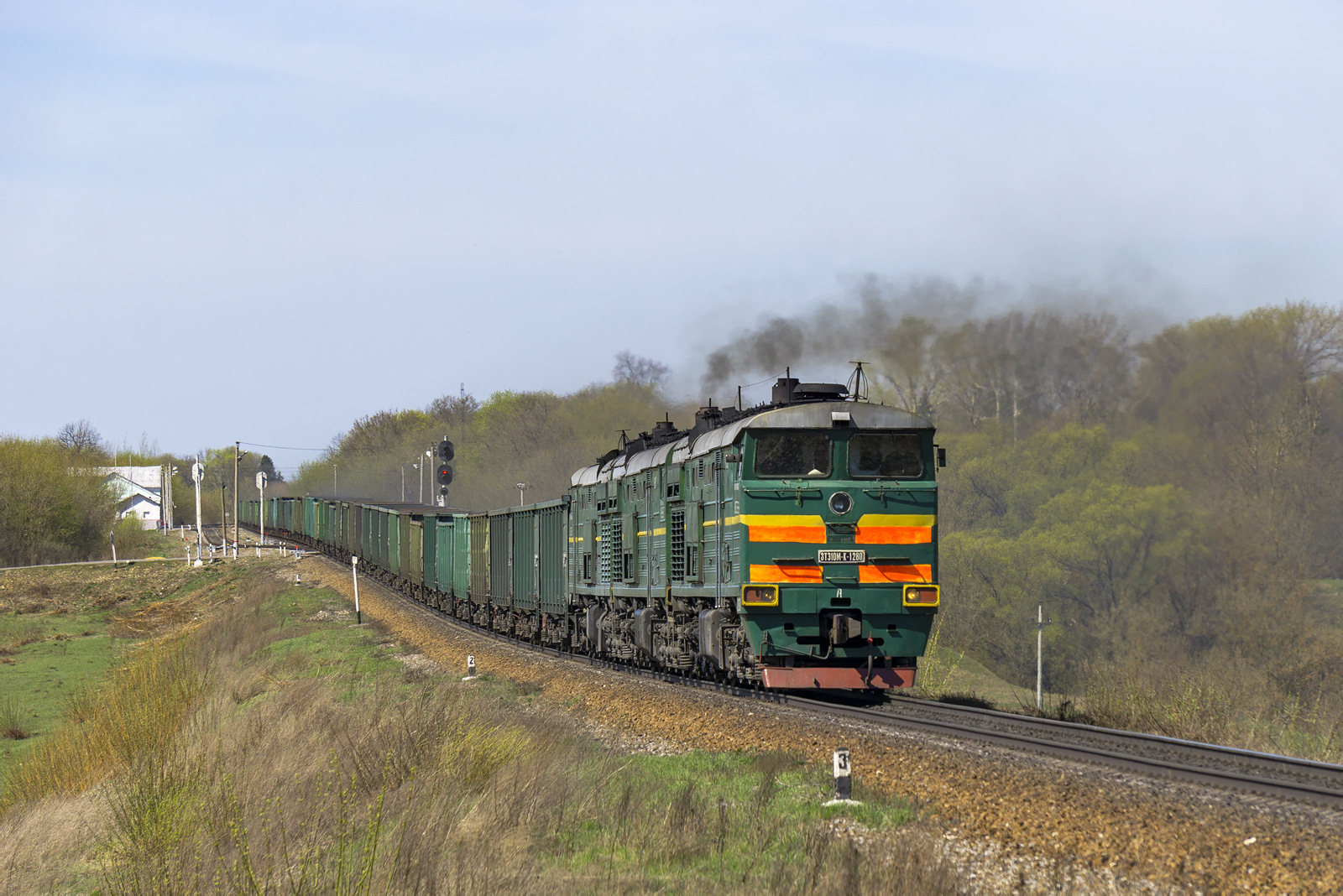 Luhanskteplovoz 3TE10M-K – foto 8