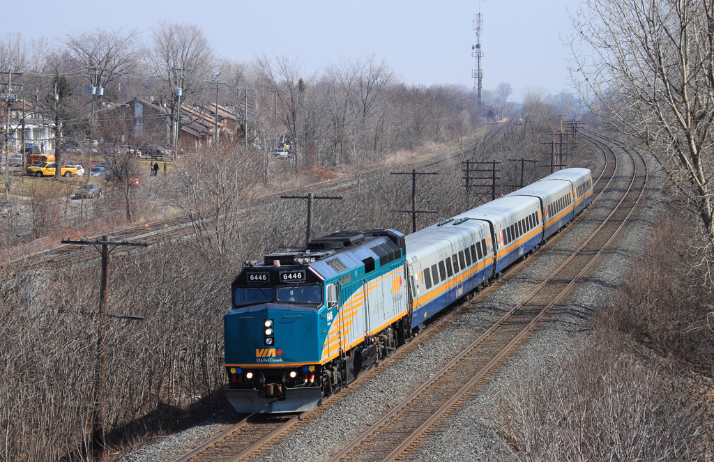 GMD Via F40PH-2D – photo 5