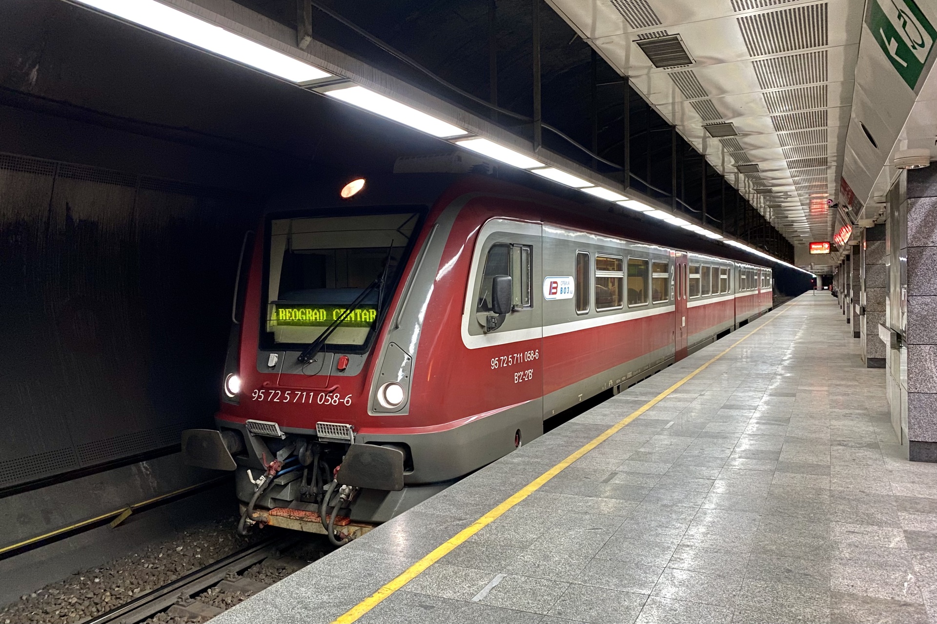 Metrovagonmash 750.25 – photo 9