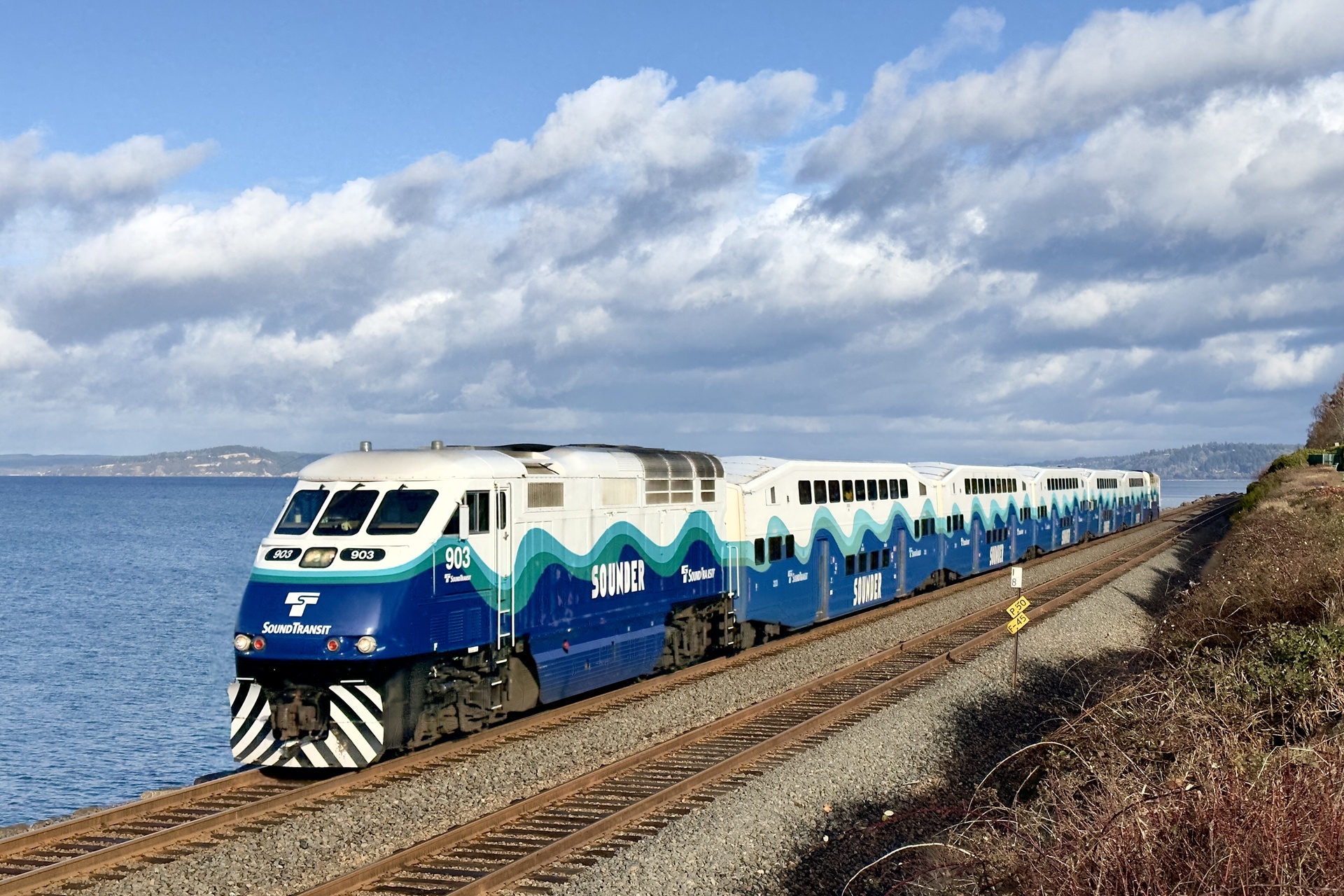EMD F59PHI – photo 19