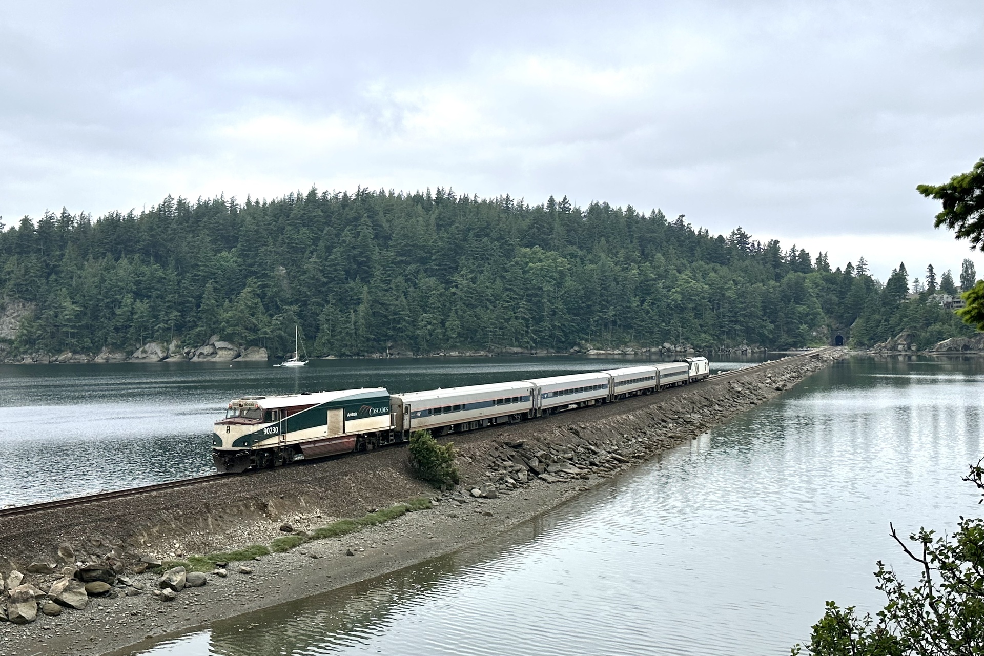 GMD NPCU F40PH – photo 15