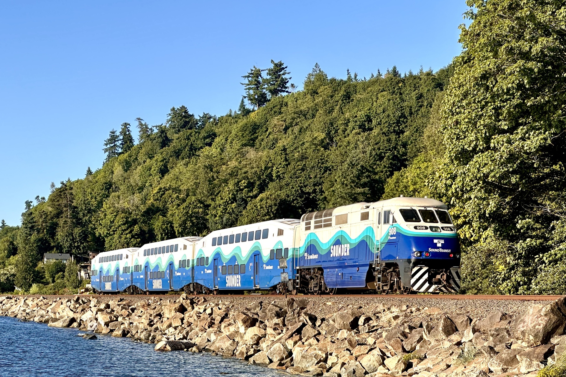 EMD F59PHI – photo 10