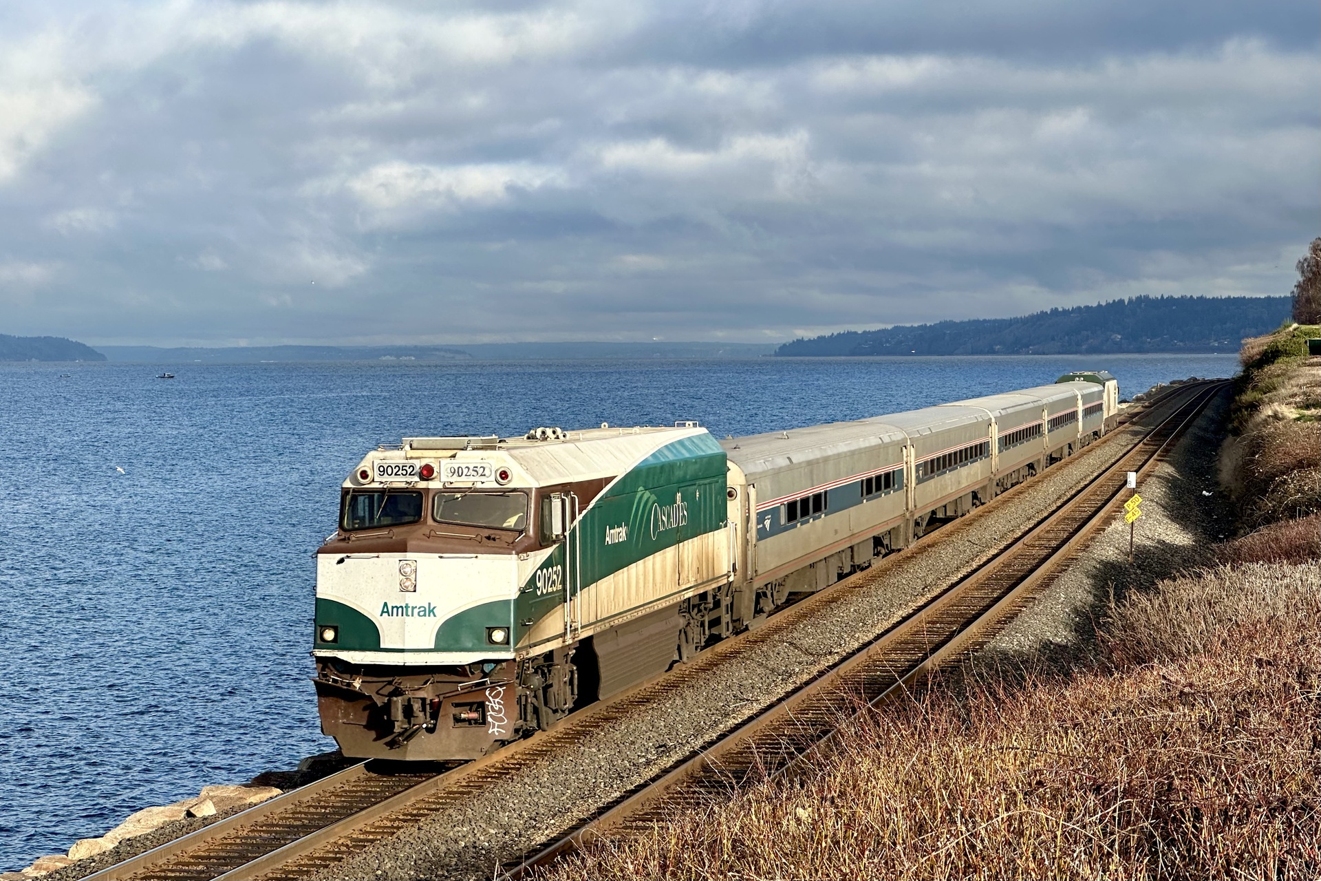GMD NPCU F40PH – photo 9