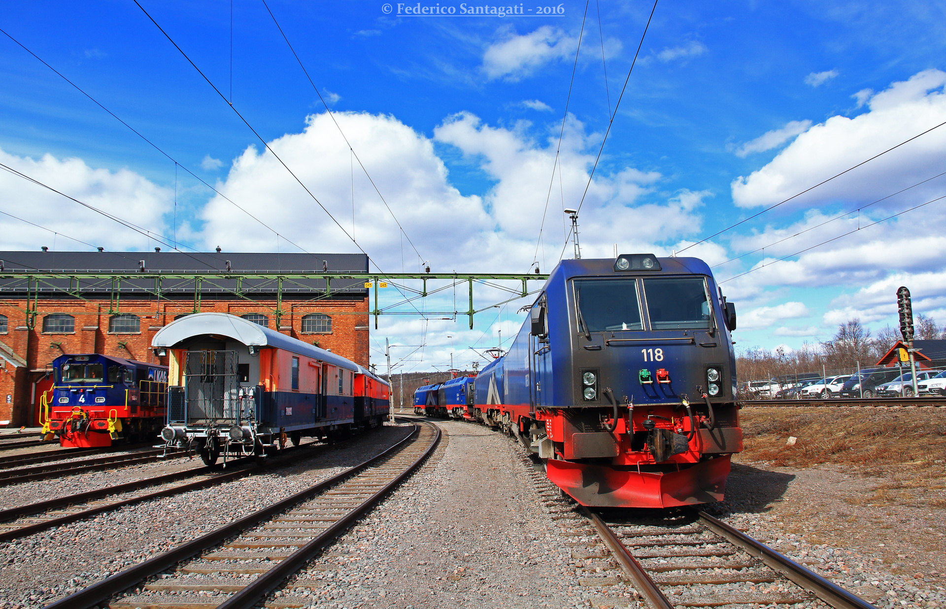 Bombardier IORE H80AC – photo 22