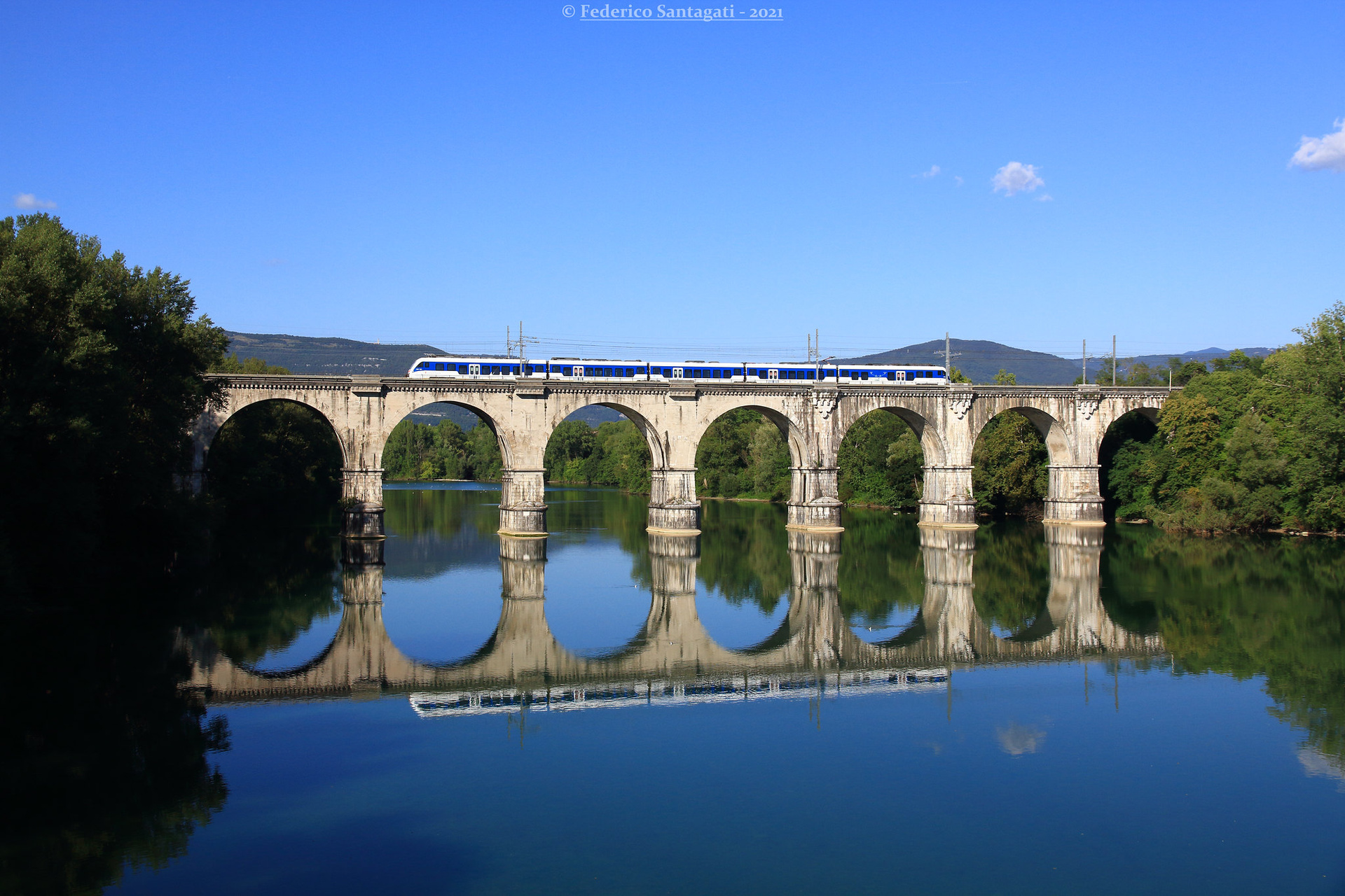 CAF ETR 563 – photo 4