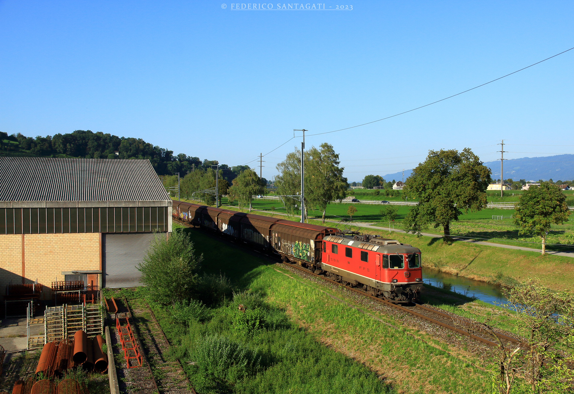 BBC Re 4/4 II – photo 21